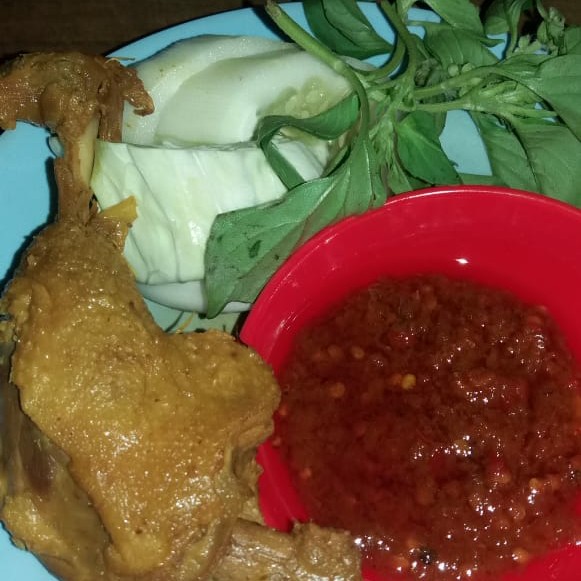 Bebek Goreng