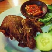 Bebek Goreng