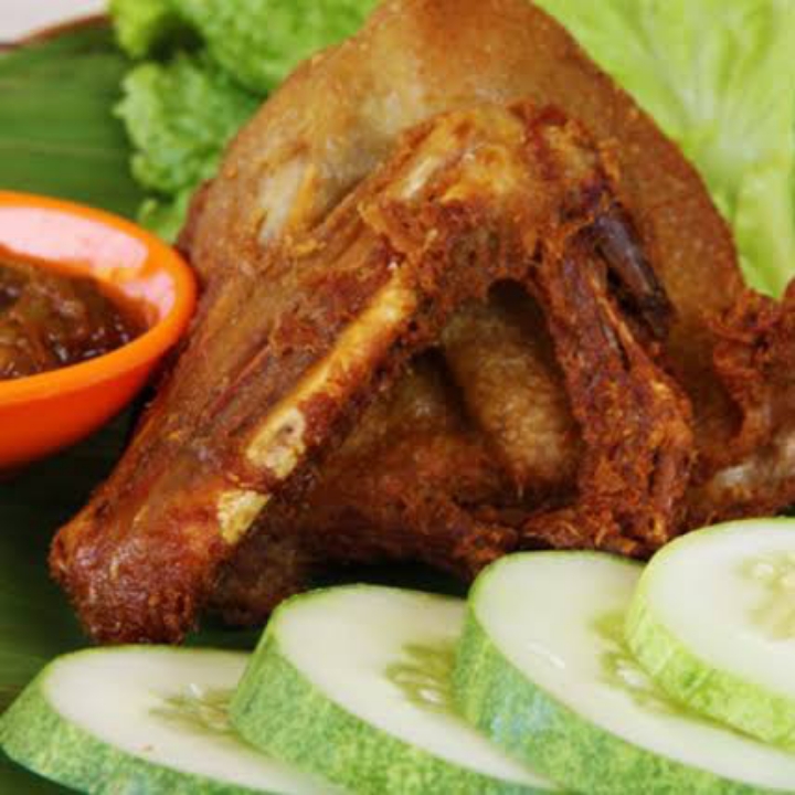 Bebek Goreng