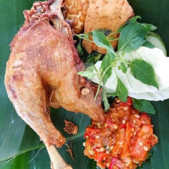 Bebek Goreng