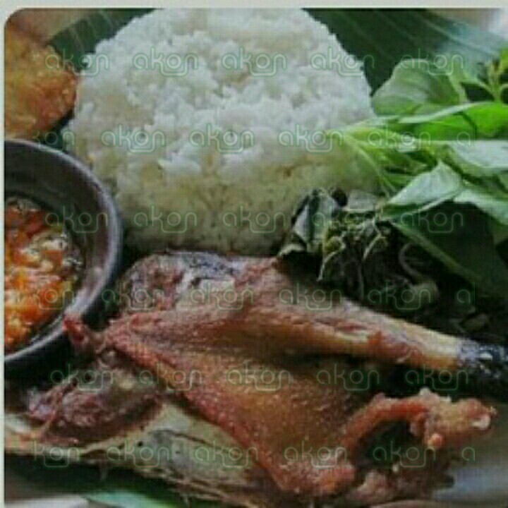 Bebek Goreng