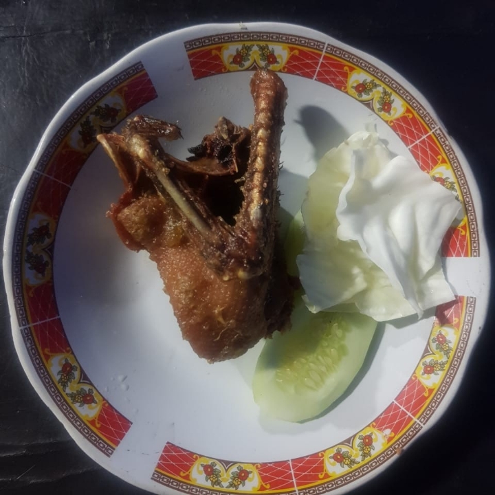 Bebek Goreng Dada