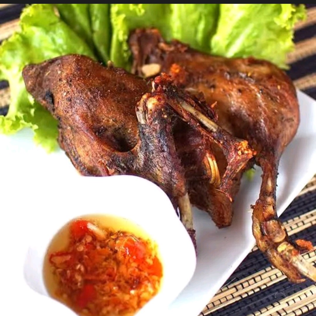 Bebek Goreng Lalaban Sambal