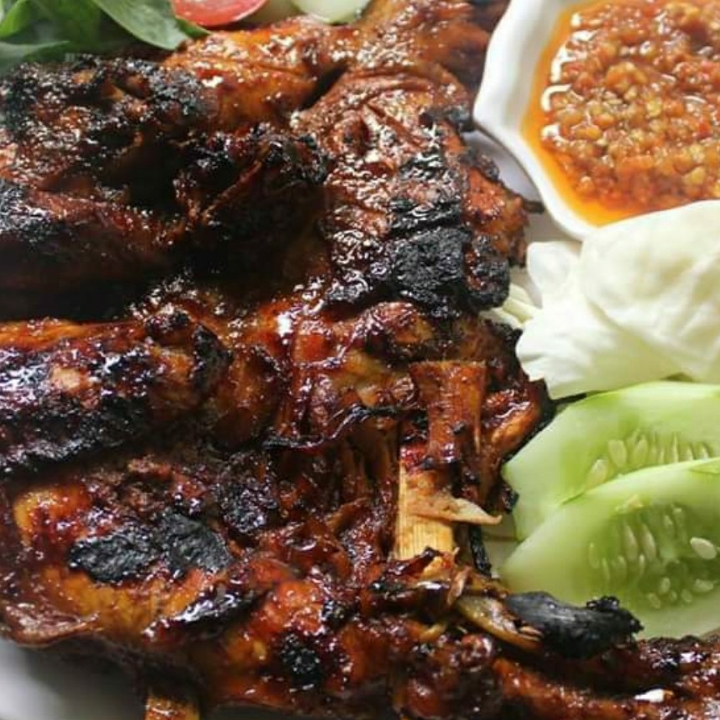 Bebek Kampung Bakar