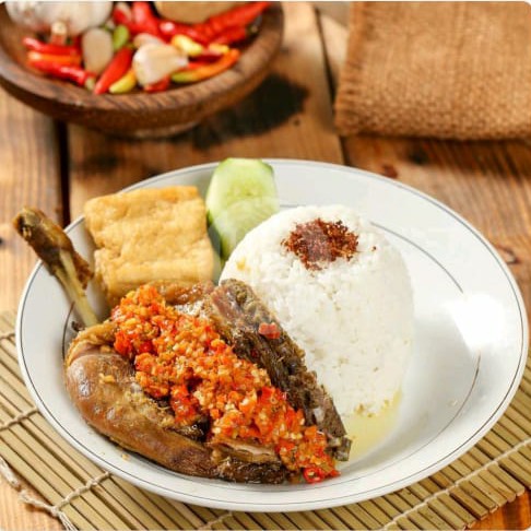 Bebek Remuk Sambal Bawang