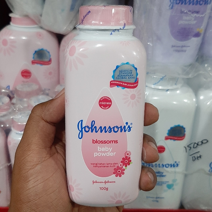 Bedak Johnsons Baby