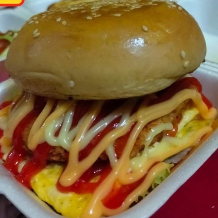 Beef Burger Size Besar