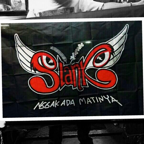 Bendera Slank Gak Ada Matinya