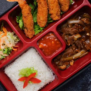 Bento 2   Udang Tempura   Beef  