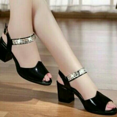 Big Heels Pemata AZ09 Hitam