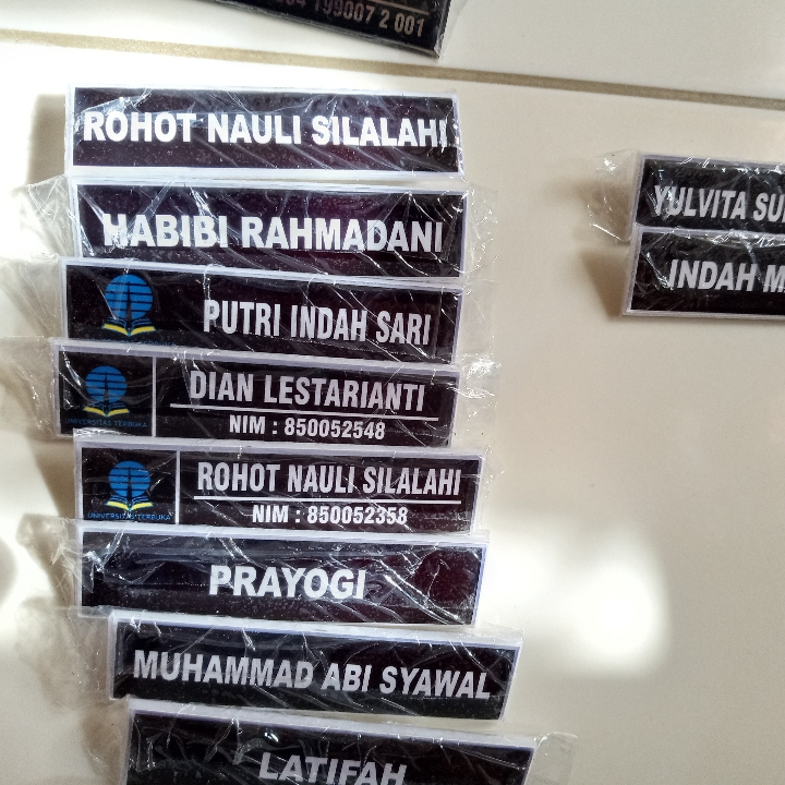 Bikin Nametag Murah Mulai 10 Rban 2