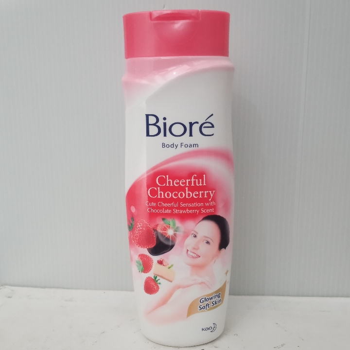 Biore Body Foam 4