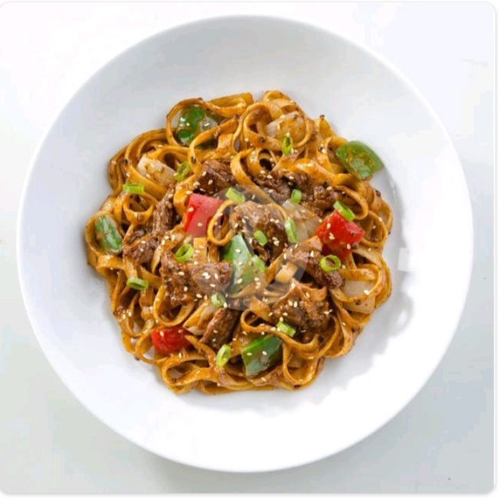 Black Pepper Chicken Fettuccine