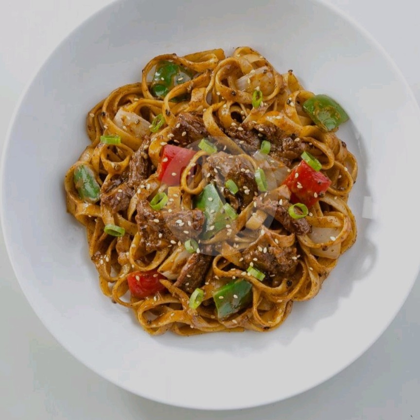 Blackpepper Beef Atau Chicken Fettuccine