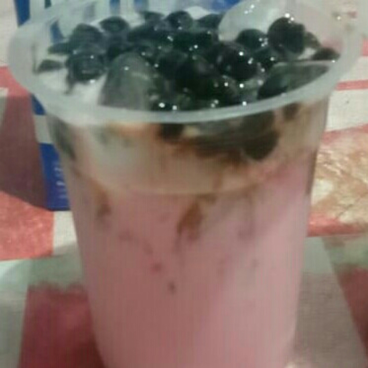 Boba Strawberry Jumbo