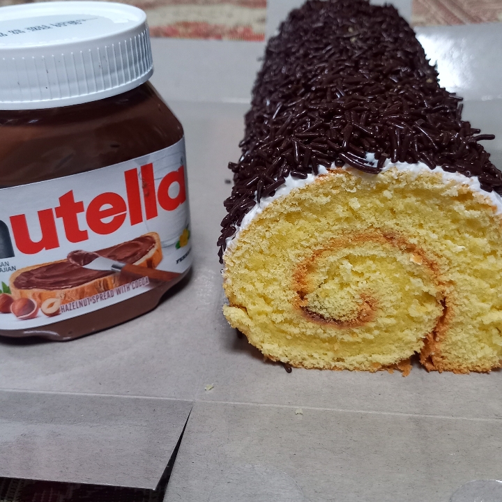 Bolu Gulung Nutella Snack