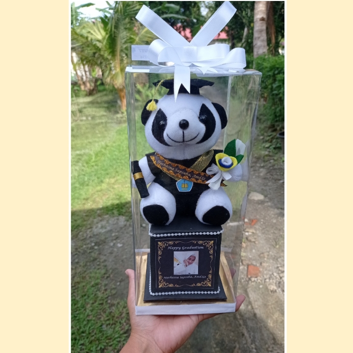 Boneka Wisuda Panda