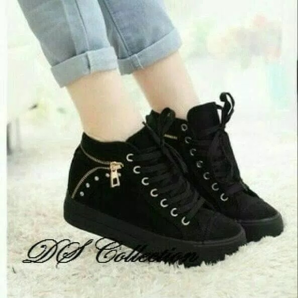 Boots R0001 VM13 Hitam