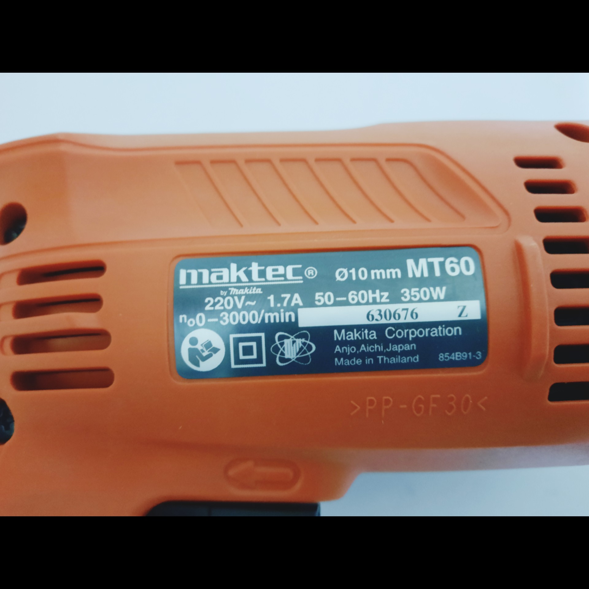 Bor Listrik Maktec MT60 4