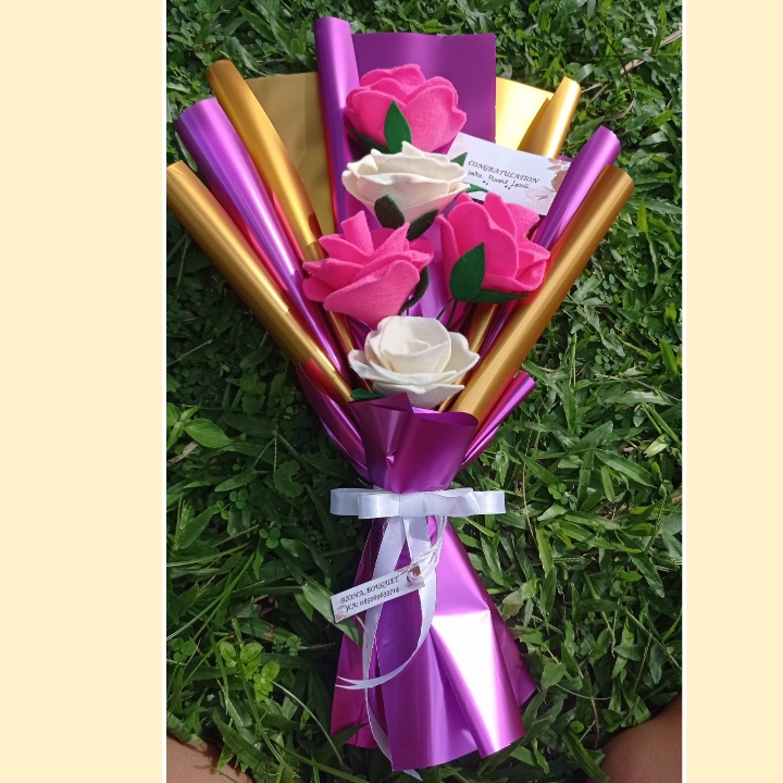 Bouquet Gold Pink