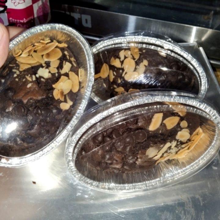 Brownies Almond Chocochip ukuran s