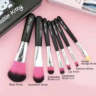 Brush-Kuas MakeUp Hello Kitty 2