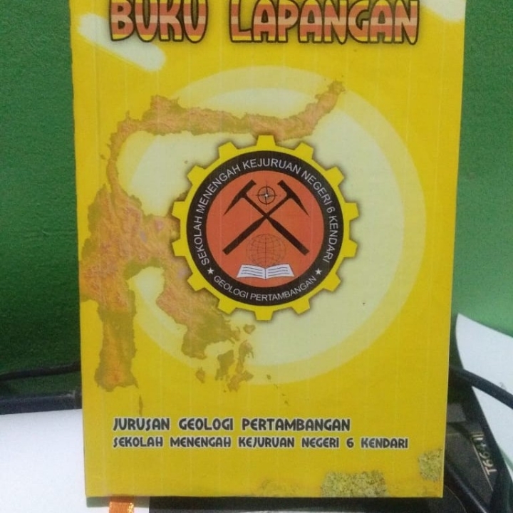 Buat BUKU LAPANGAN BERJAHIT HARD COVER 2