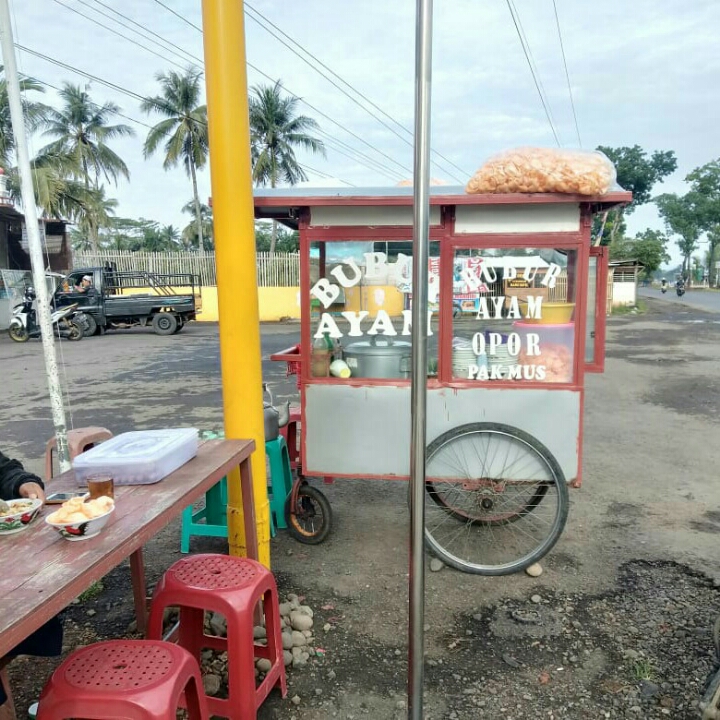 Bubur Ayam Dan Opor Randegan