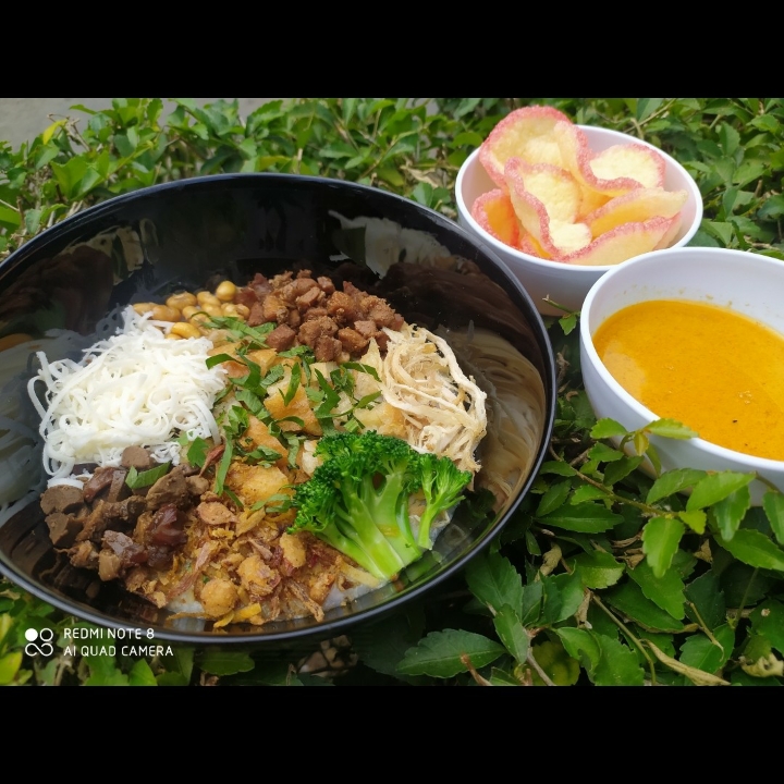 Bubur Ayam Spesial Keju