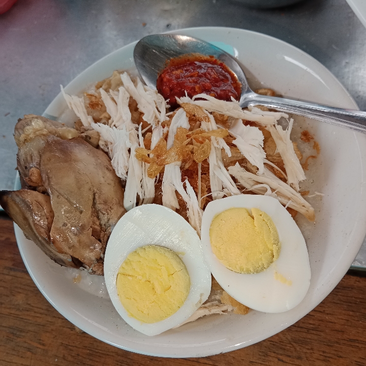 Bubur Ayam Spesial Komplit