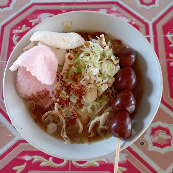 Bubur Ayam Telur Puyuh