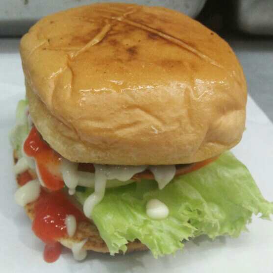 Burger  Telur Crispy 