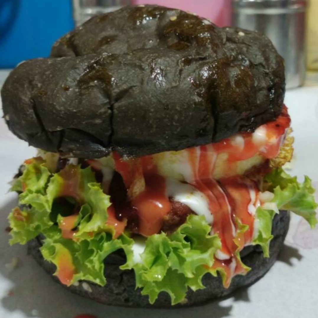 Burger Black