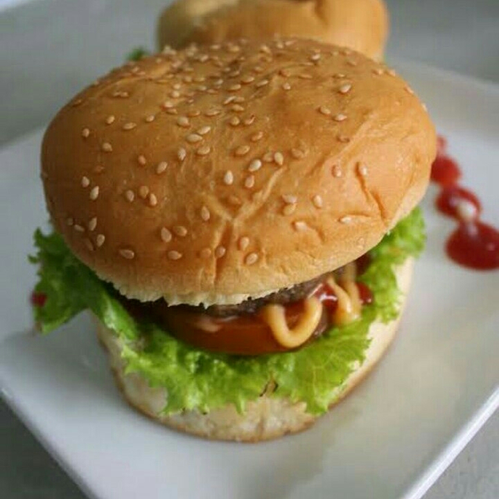 Burger Sosis Ratu77