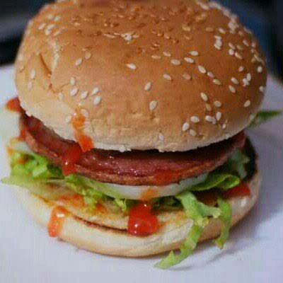 Burger Sosis Telur Stik Ayam Keju