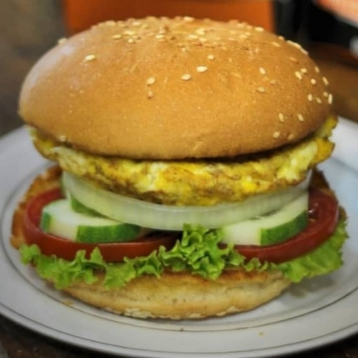 Burger Standard Telur