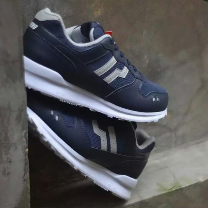 C10-- SEPATU RUNNING PIERO JOGGER INSIGNIA P20592 MERK - PER UNIT 3