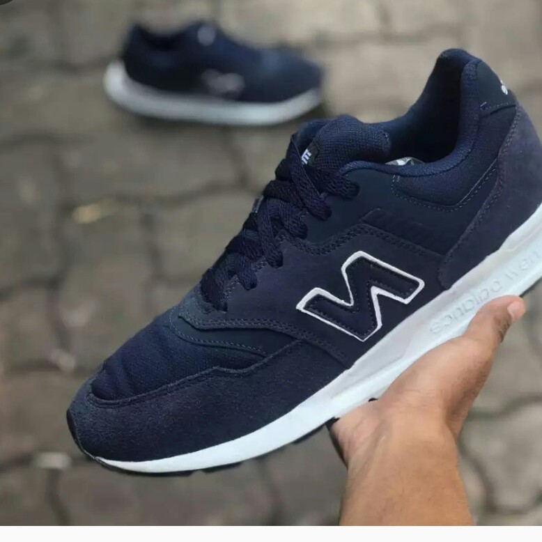 C3-- SEPATU PRIA KIREEN SPROTS NEWBALANCE MERK - PER UNIT 3