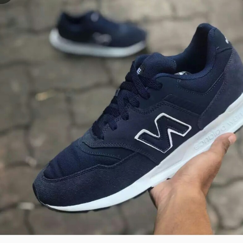 C3-- SEPATU PRIA KIREEN SPROTS NEWBALANCE MERK - PER UNIT 3