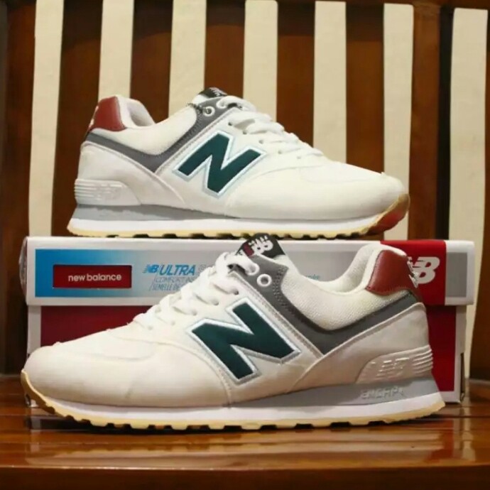 C3-- SEPATU PRIA NEW BALANCE  MERK - PER UNIT