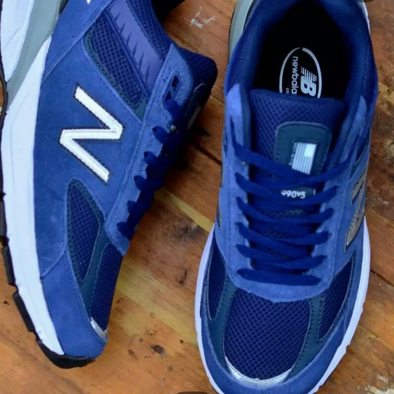 C3-- SEPATU PRIA NEW BALANCE 990 SNEAKERS MERK - PER UNIT 3