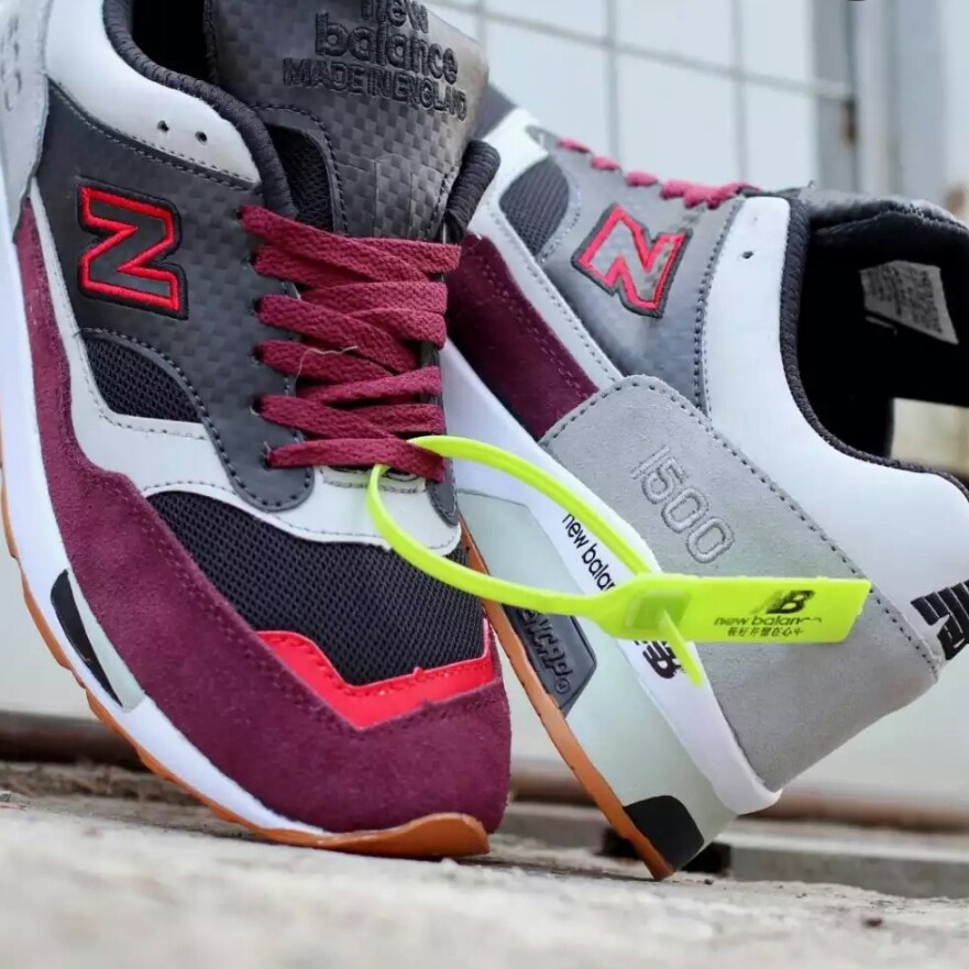 C3-- SEPATU PRIA NEW BALANCE SNEAKERS24  MERK - PER UNIT 3