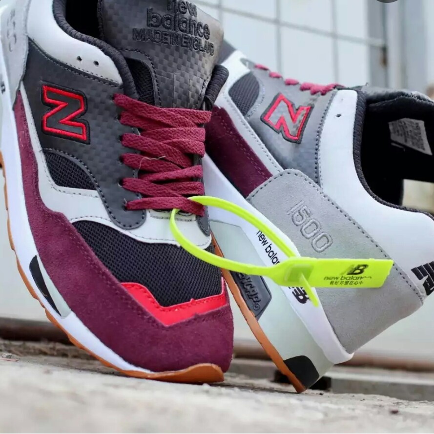 C3-- SEPATU PRIA NEW BALANCE SNEAKERS24  MERK - PER UNIT 3