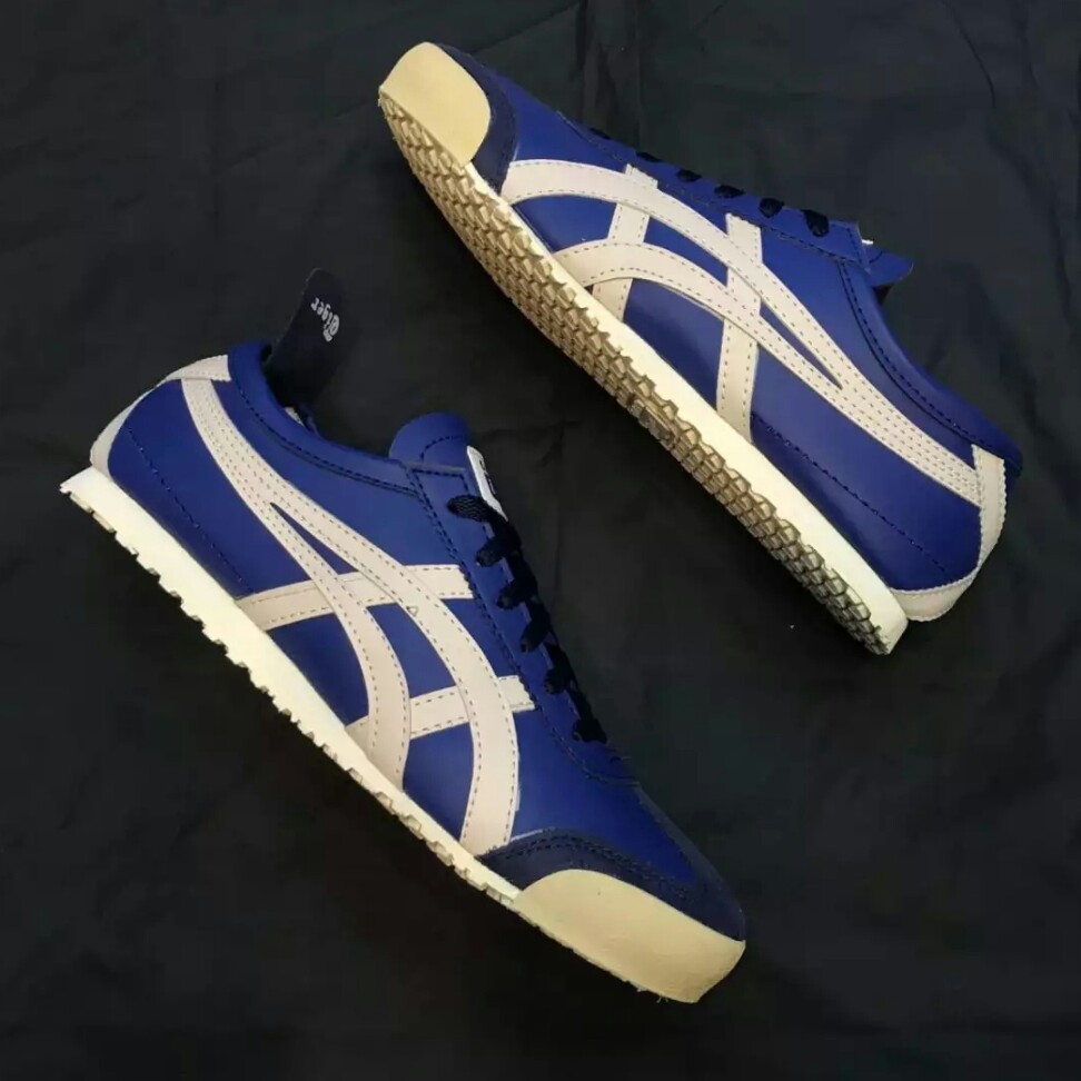 C3-- SEPATU PRIA ONITSUKA TIGER  MERK - PER UNIT 3