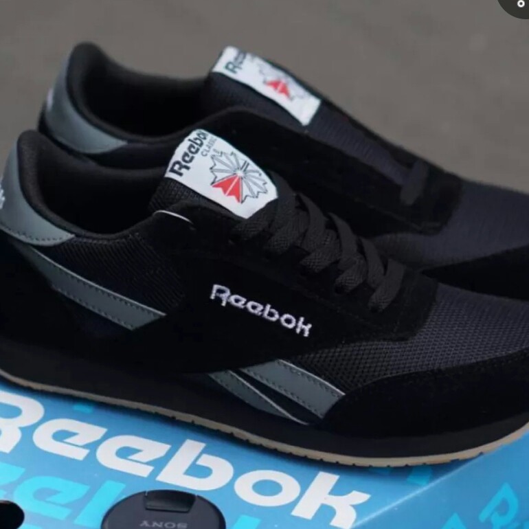 C3-- SEPATU REEBOK CLASSIC HIGH QUALITY  MERK - PER UNIT 3