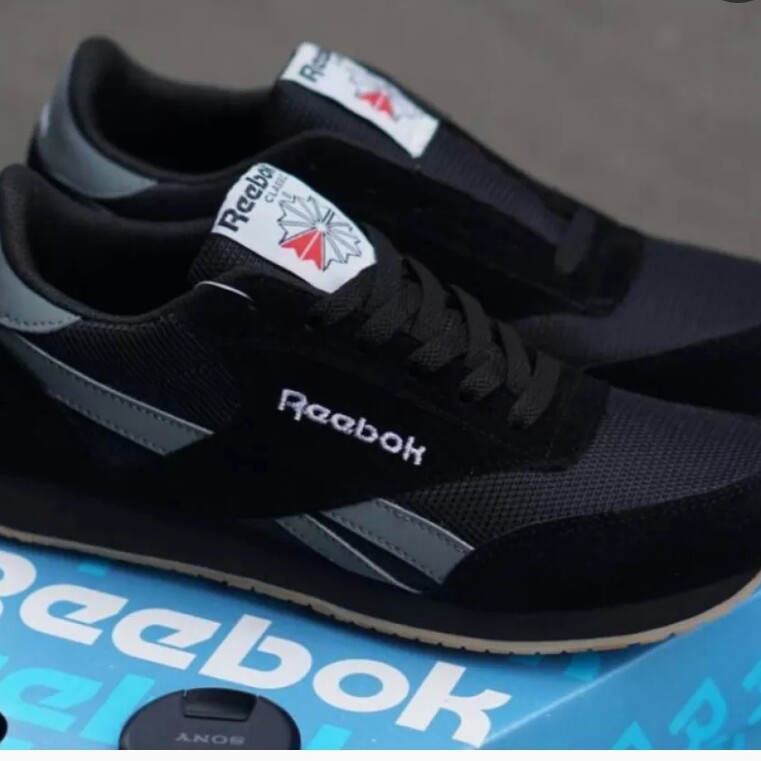 C3-- SEPATU REEBOK CLASSIC HIGH QUALITY  MERK - PER UNIT 3