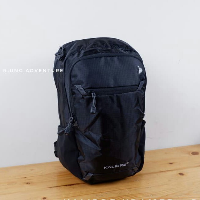 C3-KALIBRE TAS BACKPACK BLACK KRAMER 19L - 911205 - 000 MERK KALIBRE P