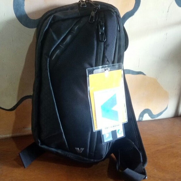 C3-KALIBRE TAS SLING BAG BLACK - VALMET 11L - 920874 - 920874 - 000 ME