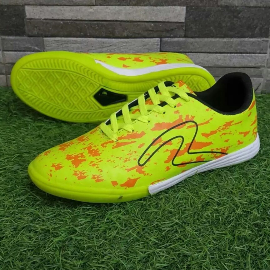 C3-SEPATU SPECS FUTSAL SPEC ULTIMATE BARICADA SOCCER NIKE 3