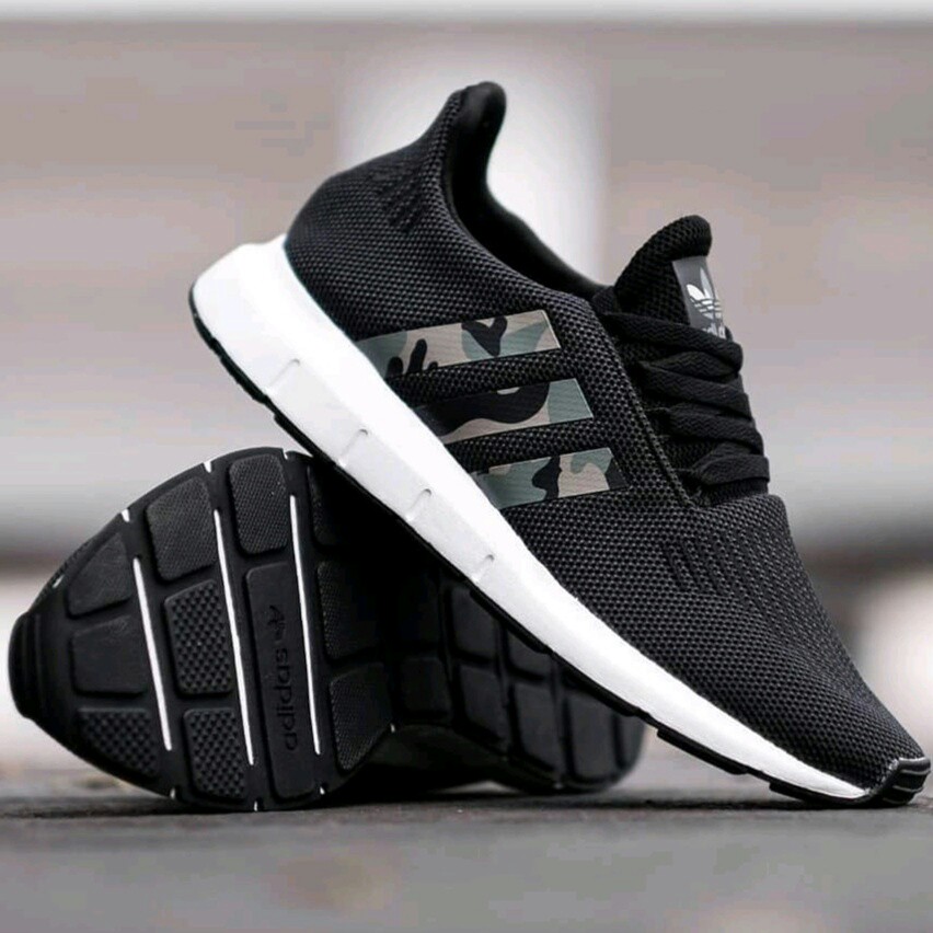 C3-SEPATU SPORT ADIDAS SWIFT RUN KW SUPER 2